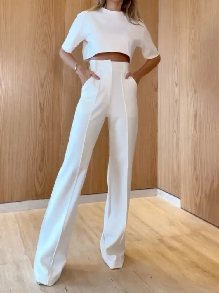 Eleganza e Comfort per la Donna Moderna