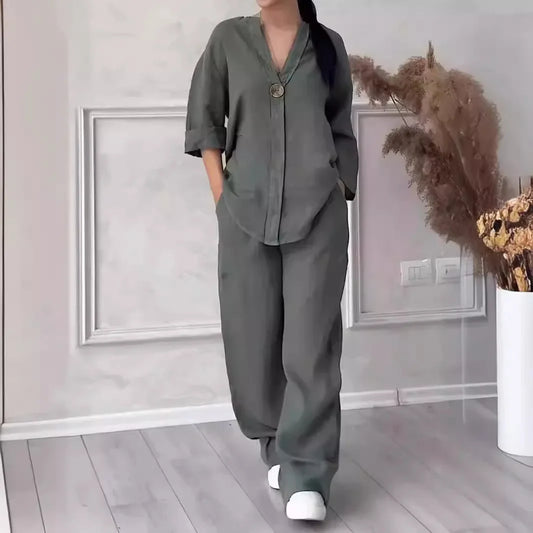 Completo casual con camicia oversize e pantalone ampio