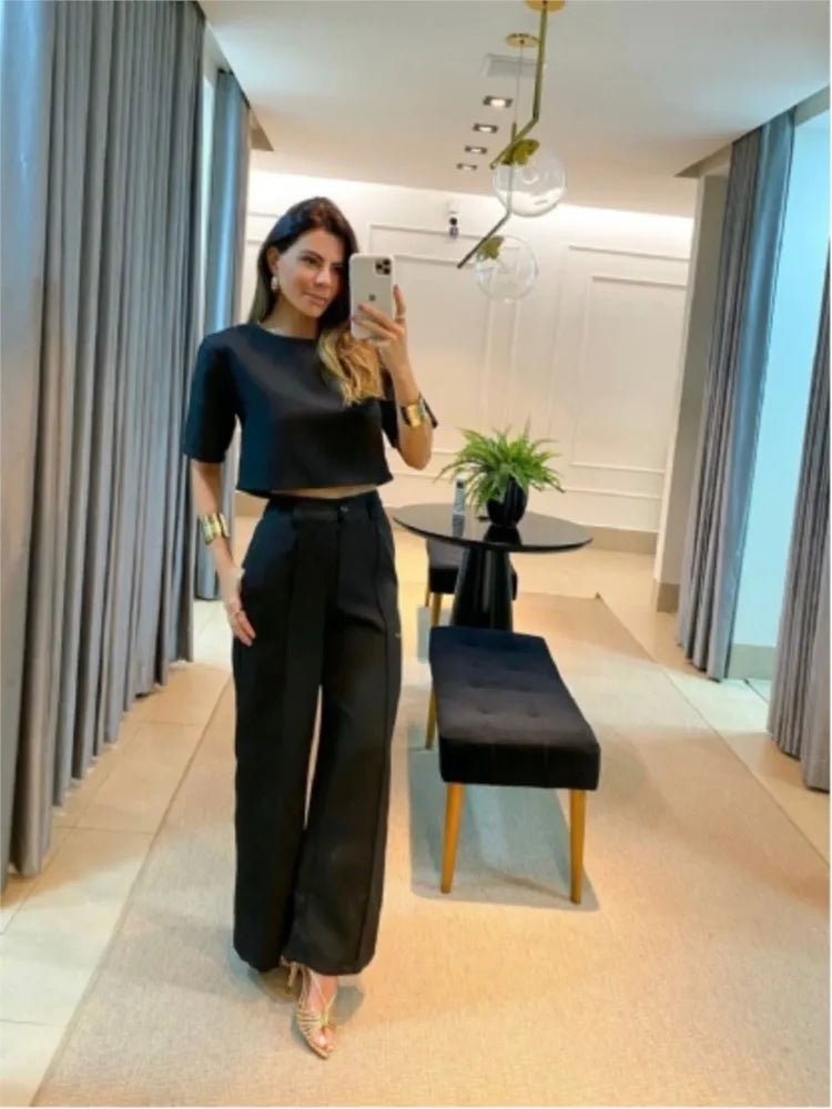 Eleganza e Comfort per la Donna Moderna