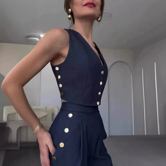 Completo Elegante con scollo a V e bottoni frontali