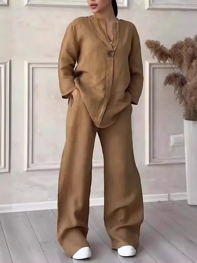 Completo casual con camicia oversize e pantalone ampio