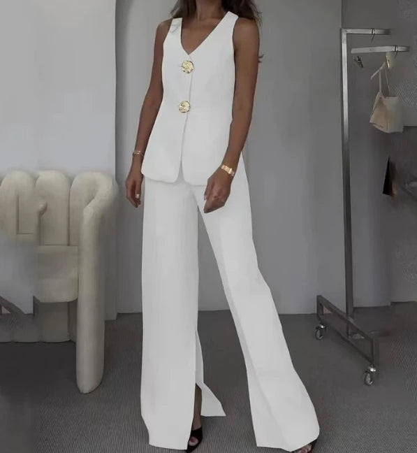 Completo elegante con gilet e pantalone palazzo