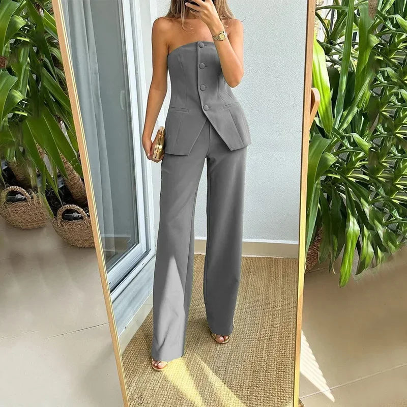 Completo Elegante da Donna – Design Moderno e Raffinato