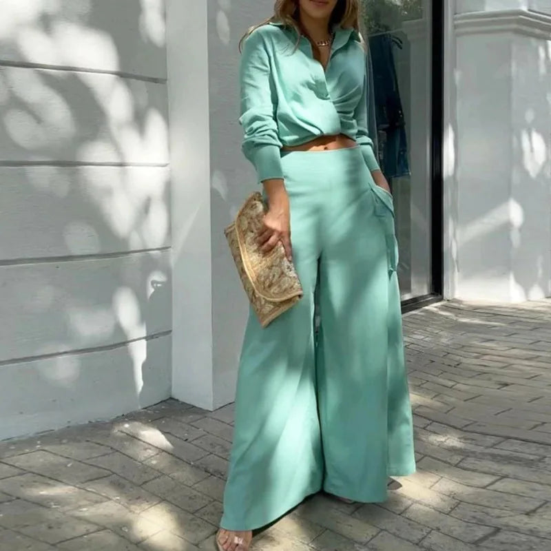 Completo da donna eleganza moderna