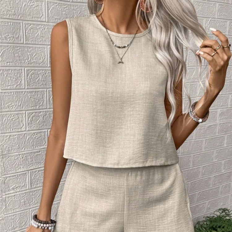 Completo Estivo Minimalista – Stile e Comfort