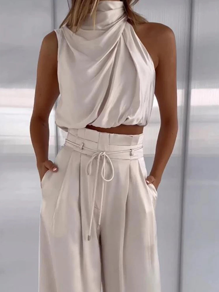 Completo Elegante in Raso con Top Drappeggiato e Pantaloni a Vita Alta