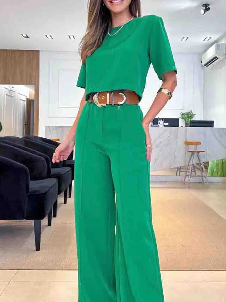 Eleganza e Comfort per la Donna Moderna