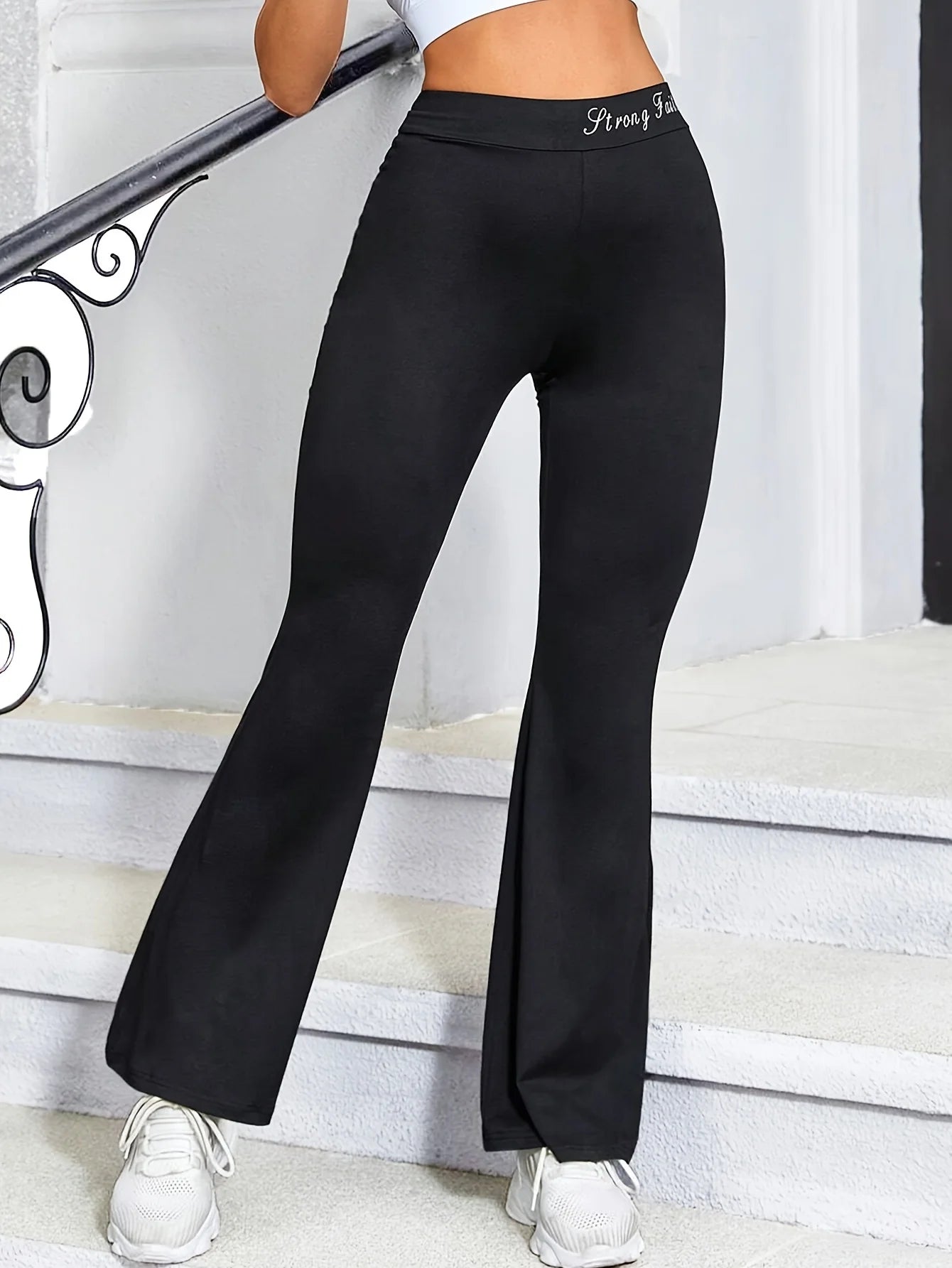 Pantaloni a vita alta Larissa